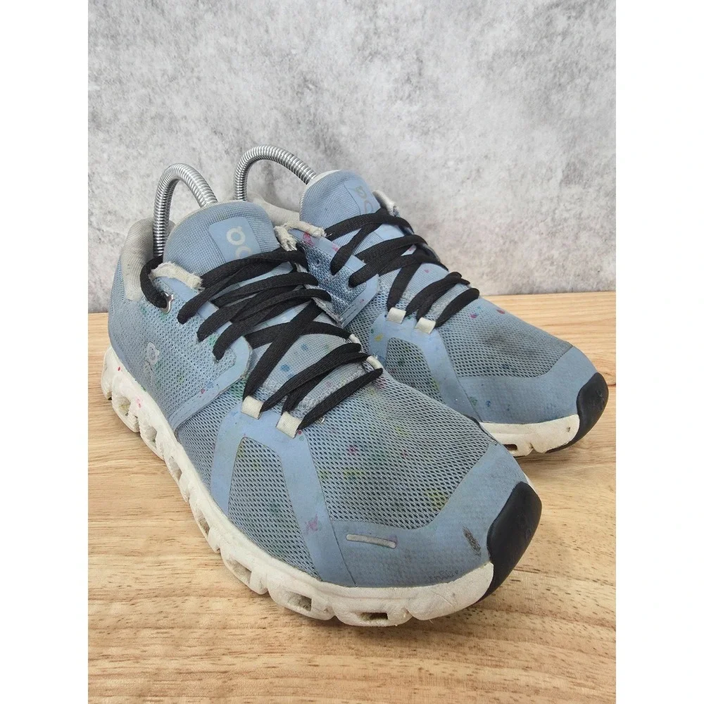 On Running Cloud 5 Running Shoes Womens 8 Blue Sneakers Trainers Athletic
